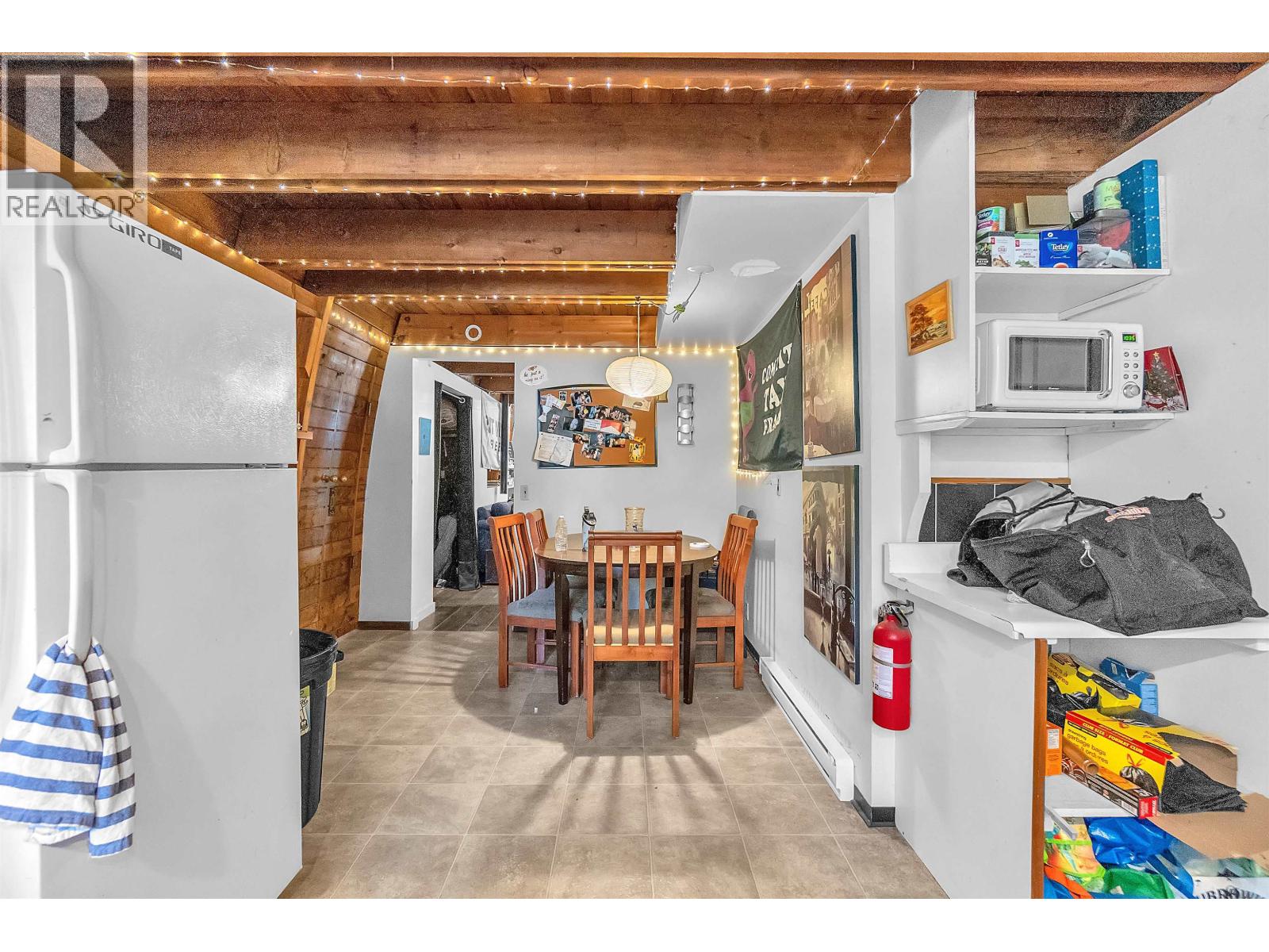 8160 Alpine Way, Whistler, British Columbia  V8E 0G2 - Photo 12 - R3136581