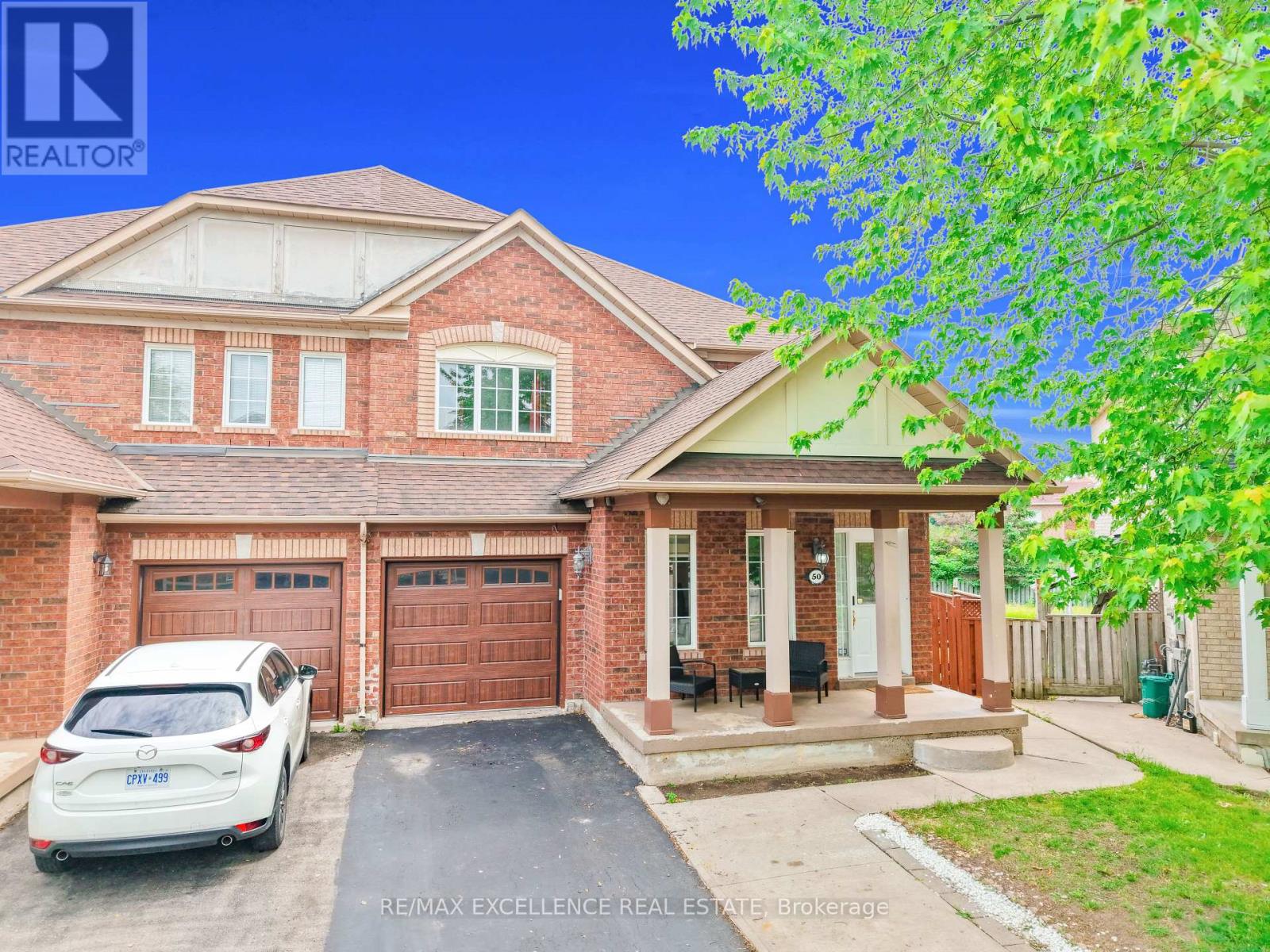 50 Jewel Crescent, Brampton, Ontario  L6R 2P5 - Photo 2 - W13481838