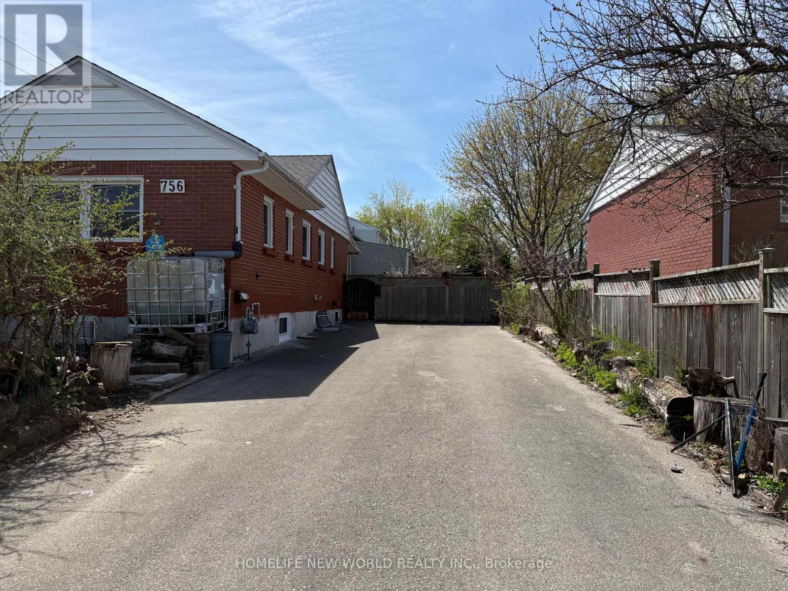 756 Cheapside Street, London East, Ontario  N5Y 3Y7 - Photo 3 - X13045308