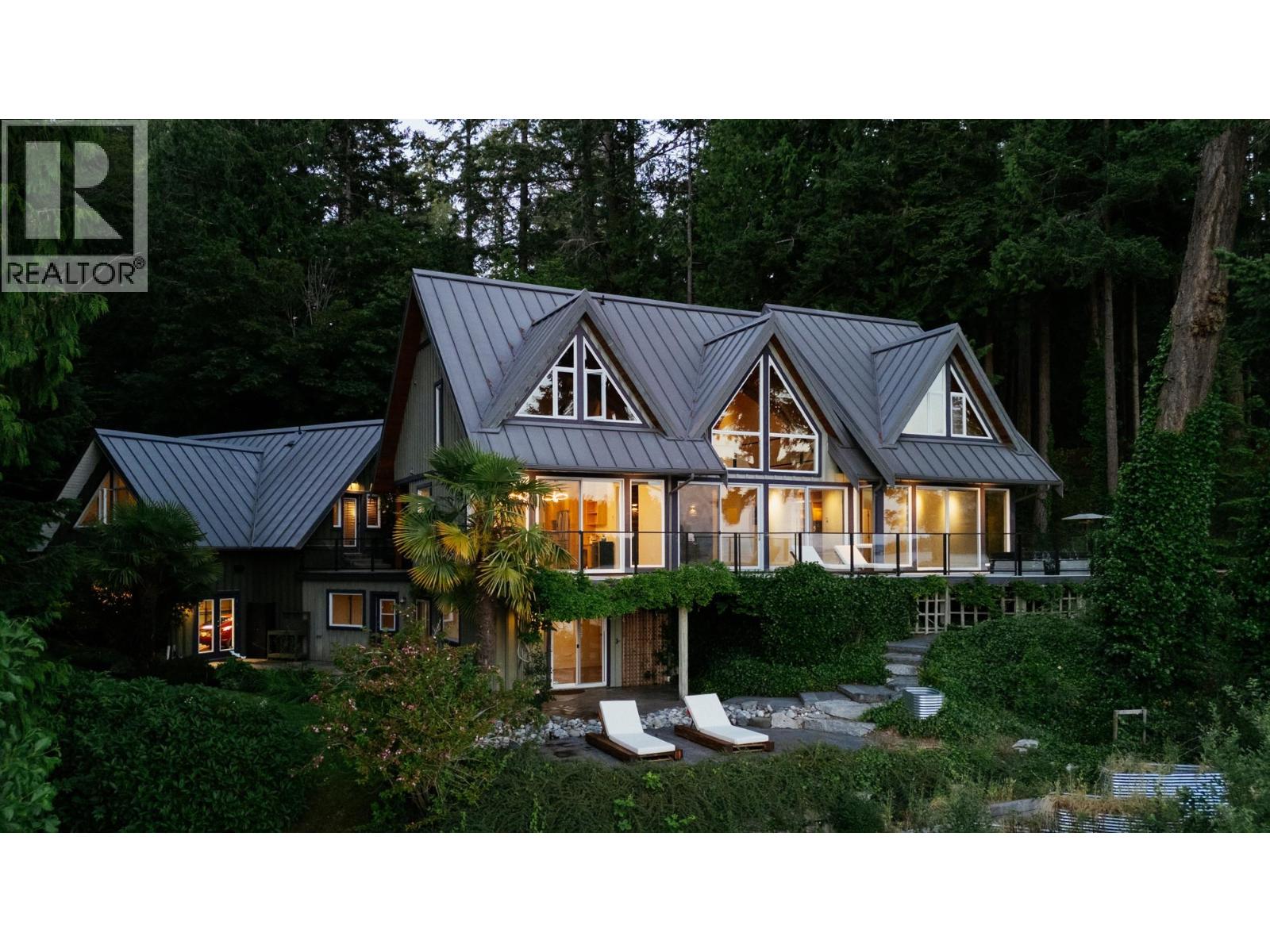 4990 FRANCIS PENINSULA ROAD, Pender Harbour, British Columbia