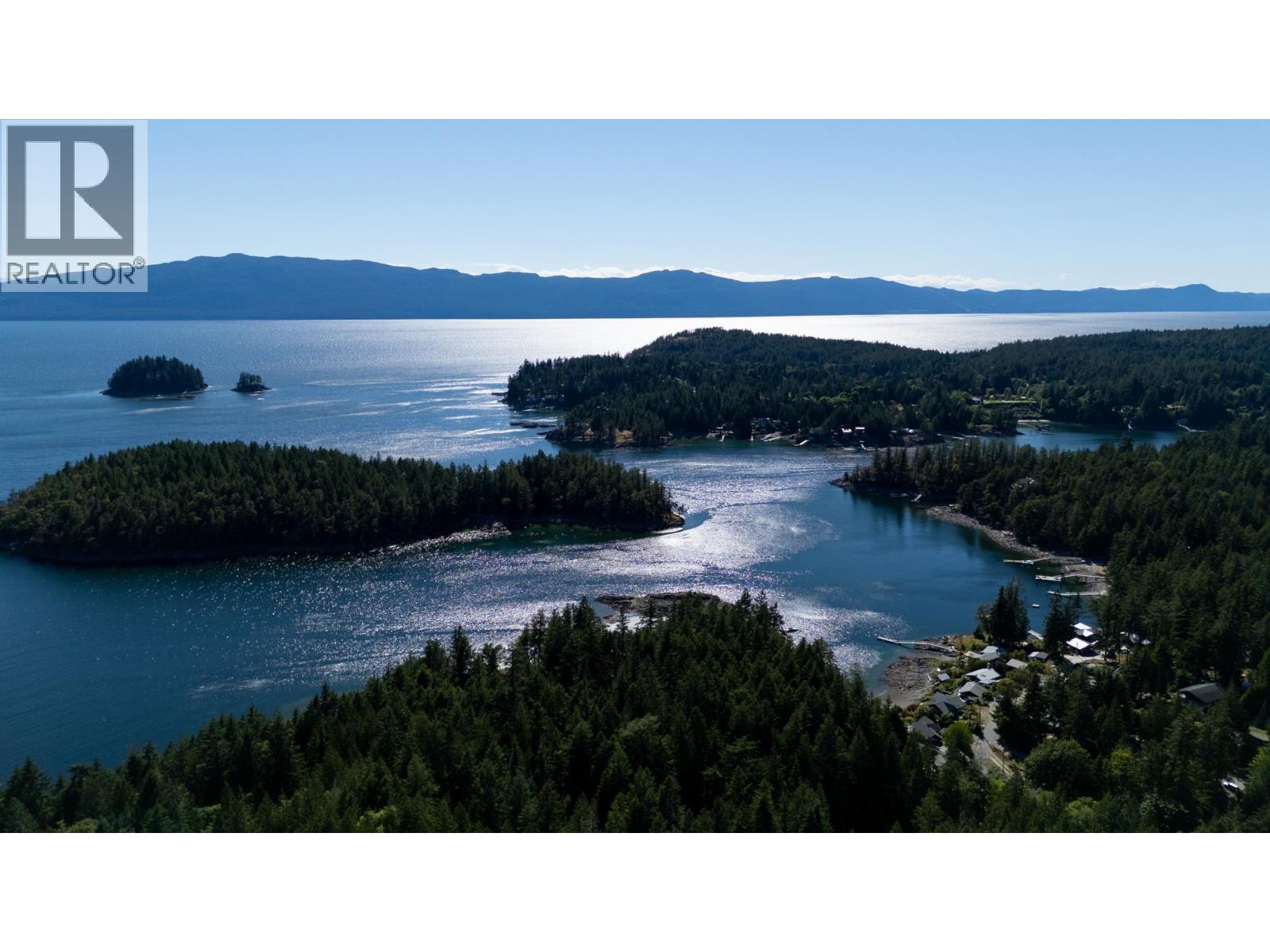 4990 Francis Peninsula Road, Pender Harbour, British Columbia V0N 2H1 - Photo 3 - R3139321