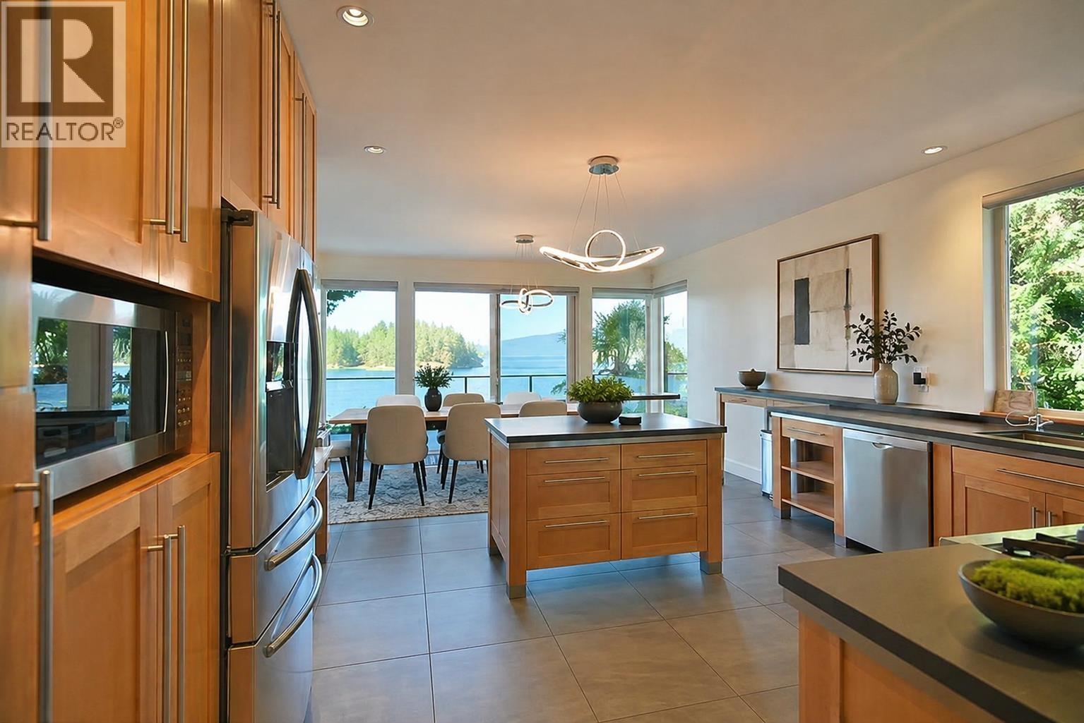 4990 Francis Peninsula Road, Pender Harbour, British Columbia V0N 2H1 - Photo 9 - R3139321