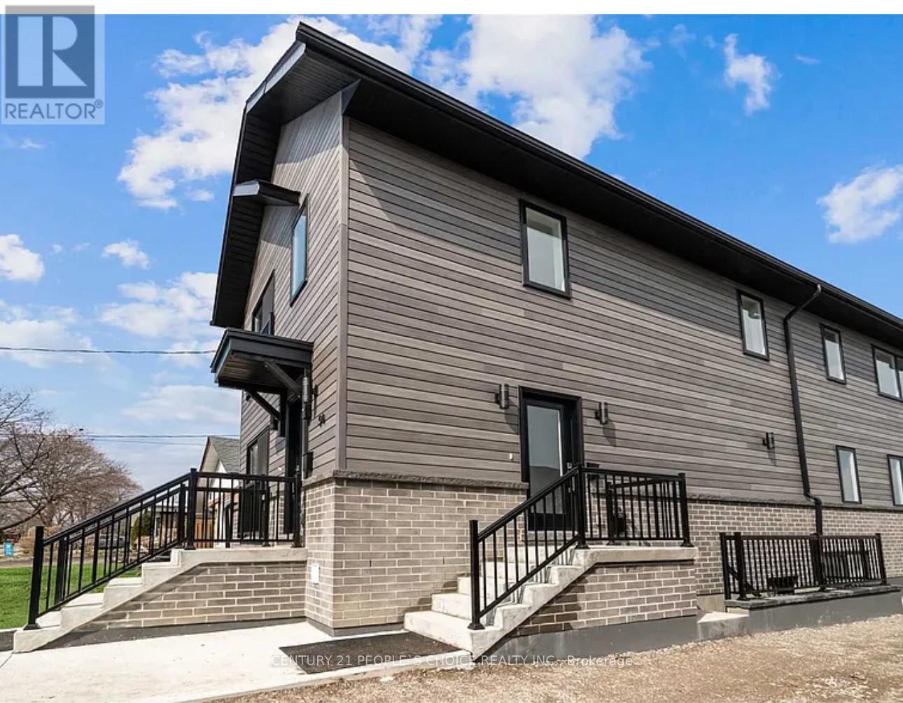Upper Apartment - 54 Westhampton Drive, Toronto, Ontario  M9R 1X6 - Photo 14 - W13481932