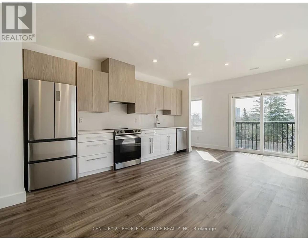 Upper Apartment - 54 Westhampton Drive, Toronto, Ontario  M9R 1X6 - Photo 3 - W13481932