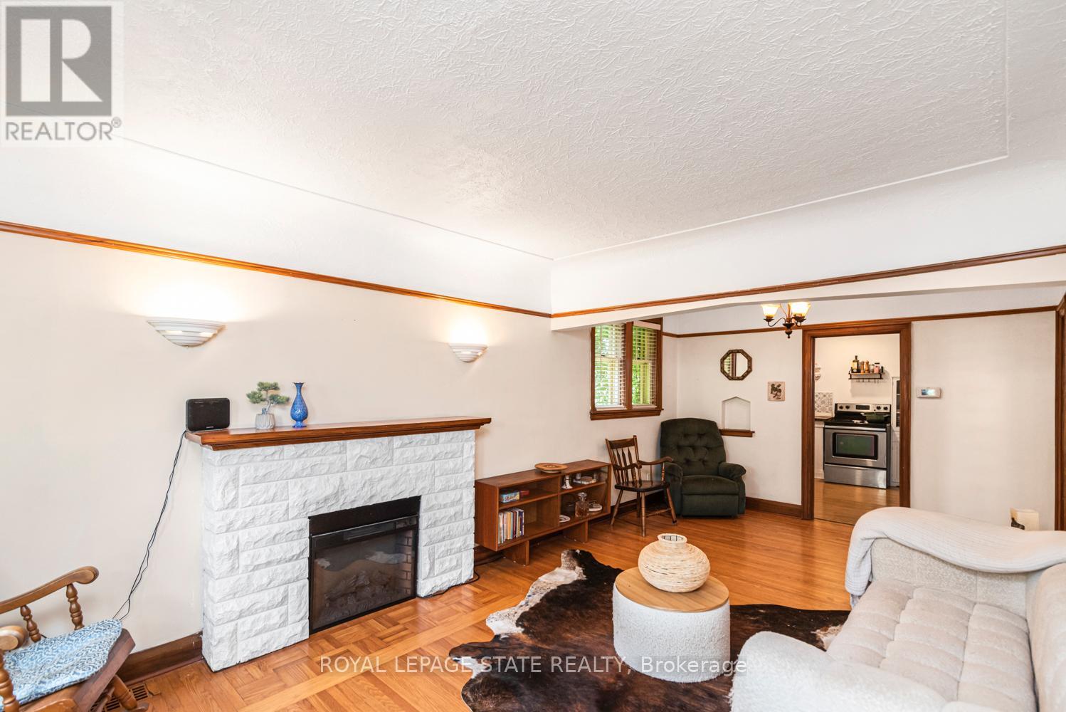 52 Cameron Avenue S, Hamilton, Ontario  L8K 2W9 - Photo 10 - X13481918