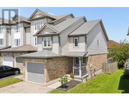 702 ACTIVA AVENUE, Kitchener, Ontario