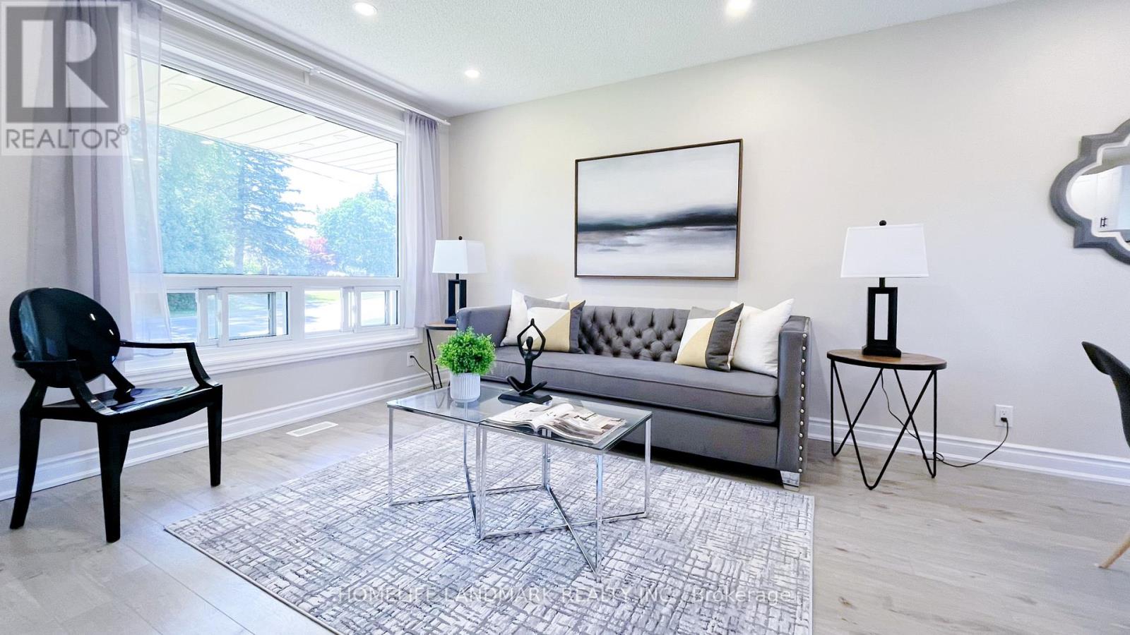 5 Johnson Road, Aurora, Ontario  L4G 2A1 - Photo 4 - N13481874