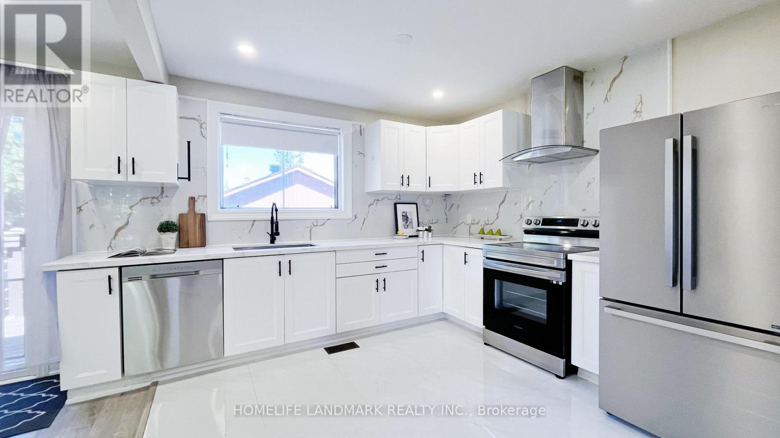 5 Johnson Road, Aurora, Ontario  L4G 2A1 - Photo 10 - N13481874