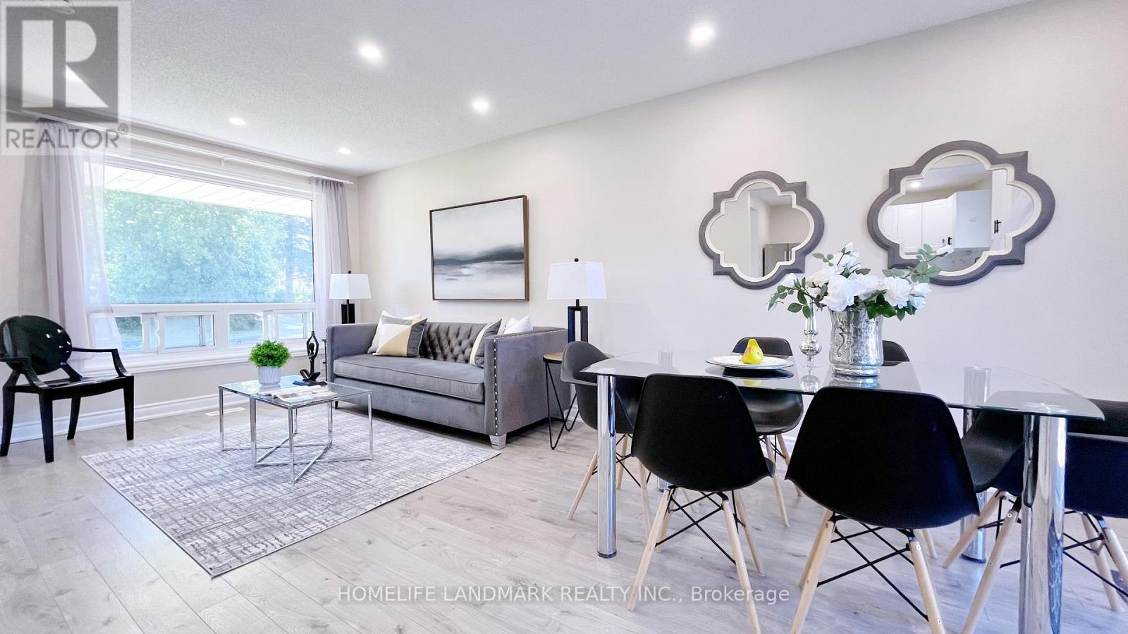 5 Johnson Road, Aurora, Ontario  L4G 2A1 - Photo 3 - N13481874