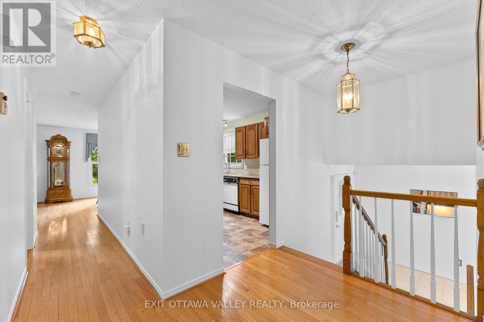 599 Hillside Avenue, Pembroke, Ontario K8A 8G4 - Photo 19 - X13481964