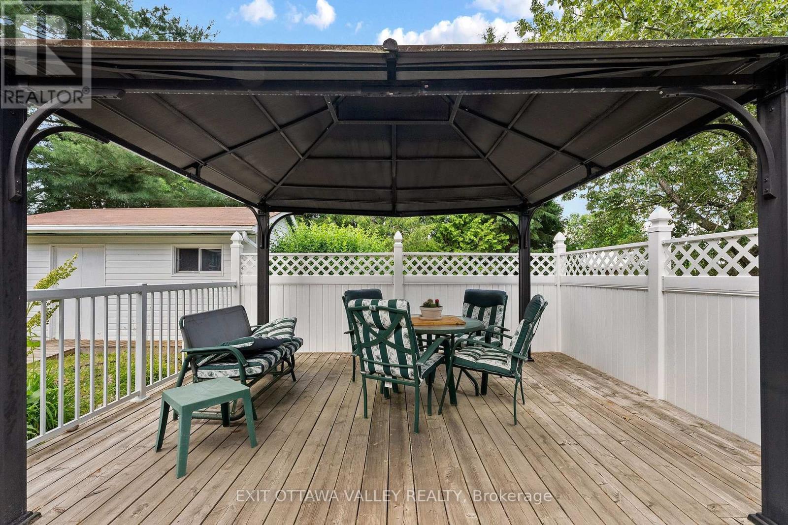599 Hillside Avenue, Pembroke, Ontario K8A 8G4 - Photo 30 - X13481964