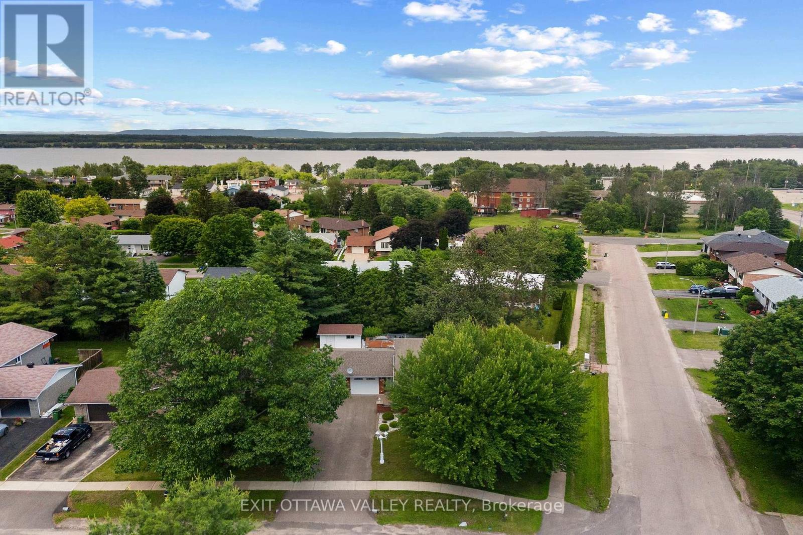 599 Hillside Avenue, Pembroke, Ontario K8A 8G4 - Photo 39 - X13481964