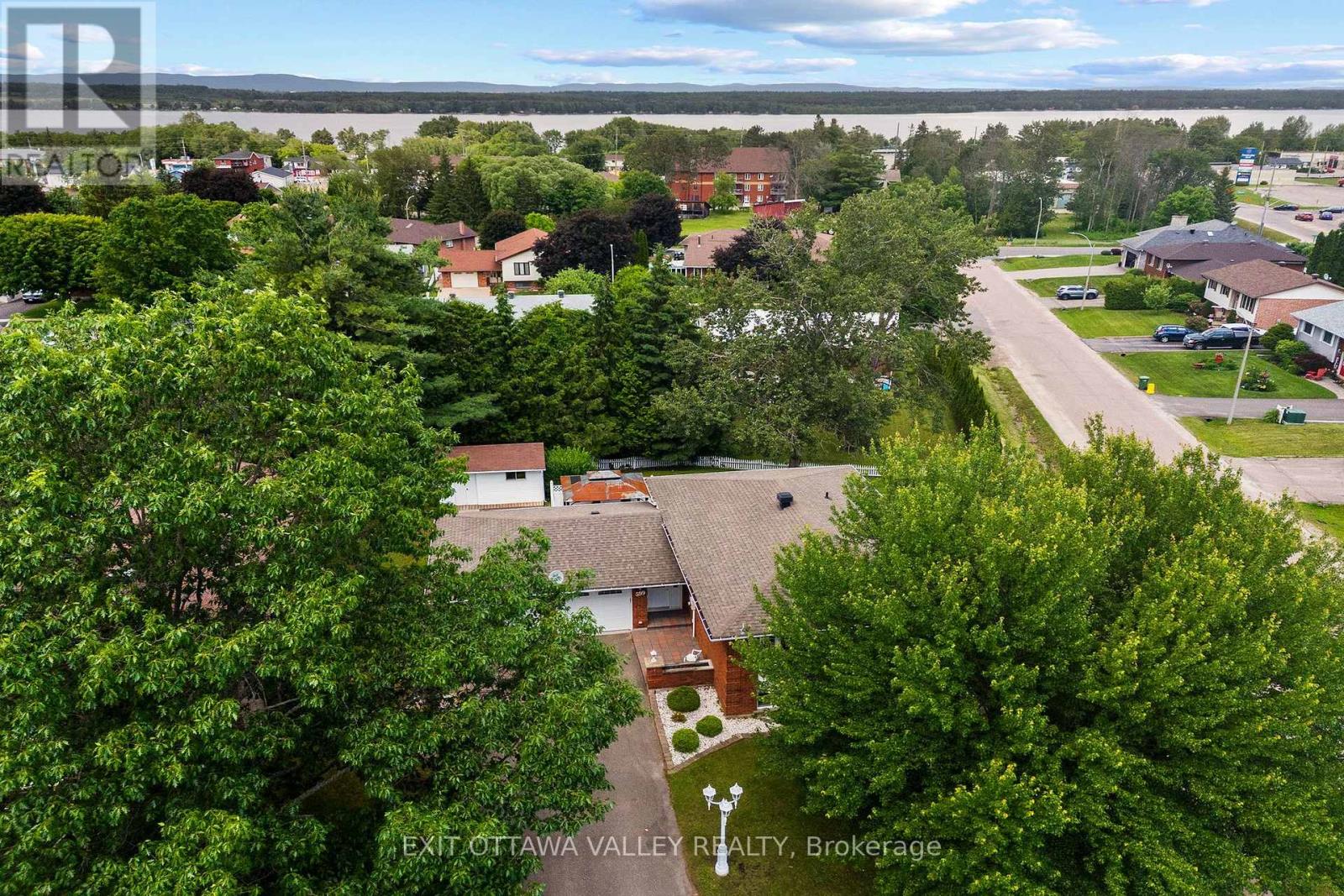 599 Hillside Avenue, Pembroke, Ontario K8A 8G4 - Photo 40 - X13481964