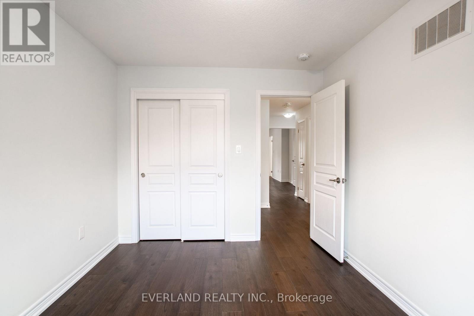 372 Threshing Mill Boulevard, Oakville, Ontario  L6H 0P6 - Photo 18 - W13481744