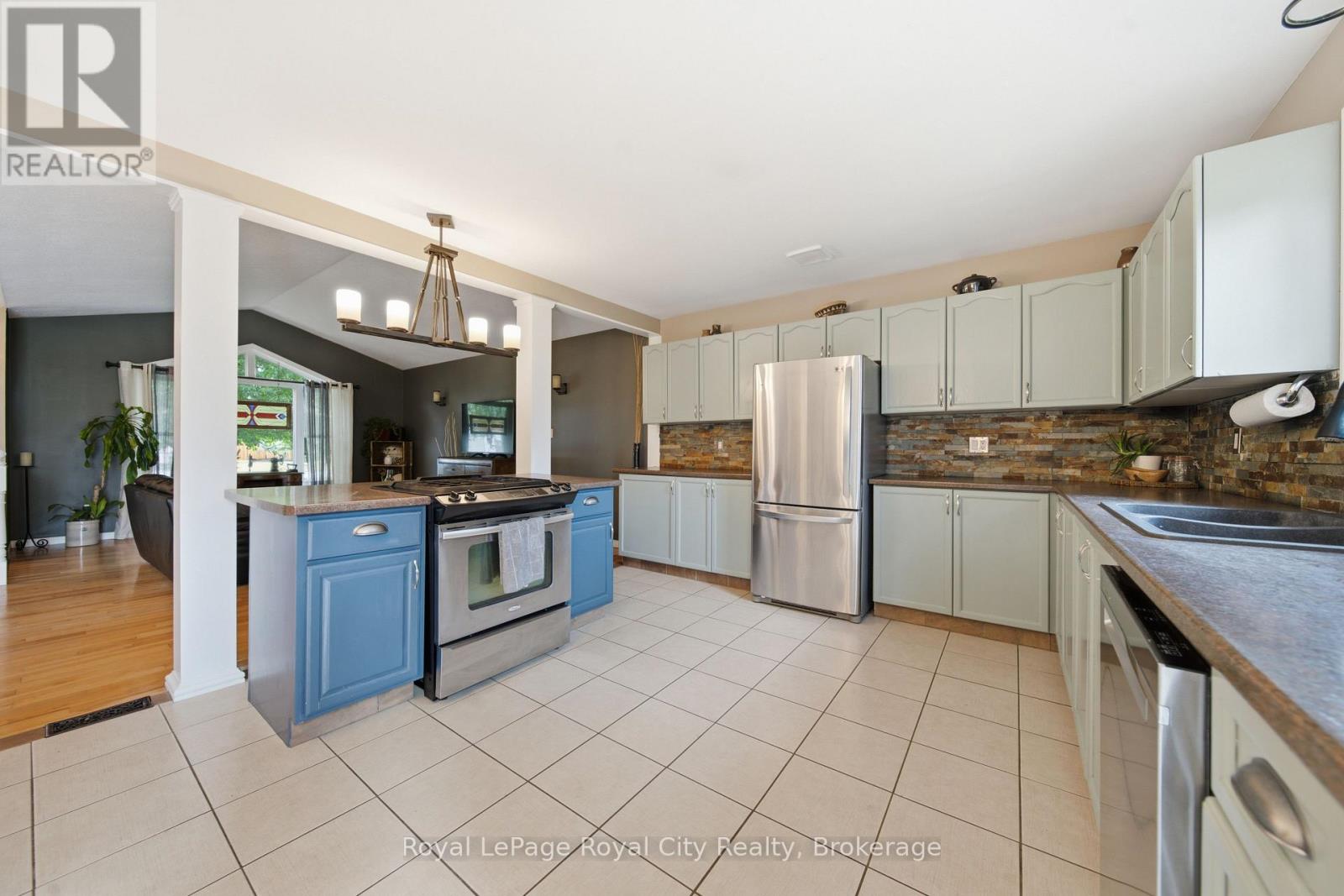 14 Hewitt Street, Blandford-Blenheim, Ontario  N0J 1B0 - Photo 14 - X13481960