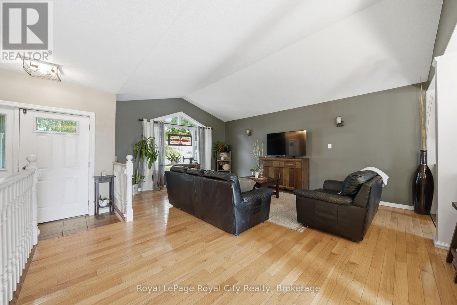 14 Hewitt Street, Blandford-Blenheim, Ontario  N0J 1B0 - Photo 16 - X13481960
