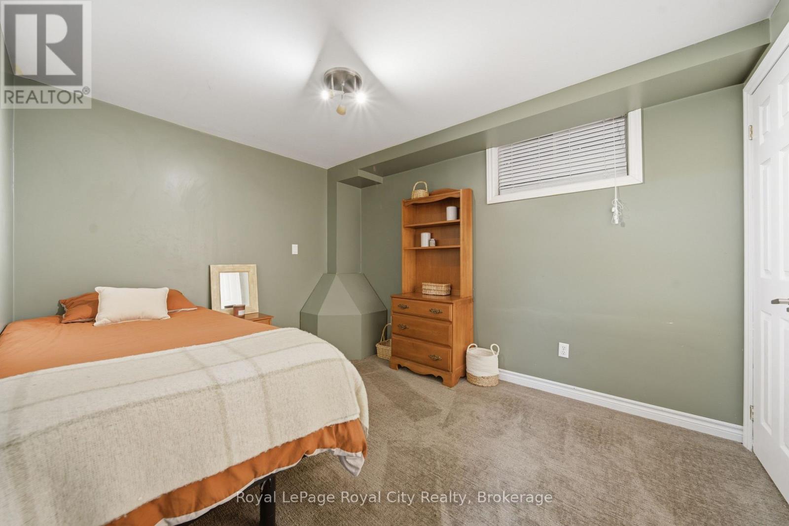14 Hewitt Street, Blandford-Blenheim, Ontario  N0J 1B0 - Photo 35 - X13481960