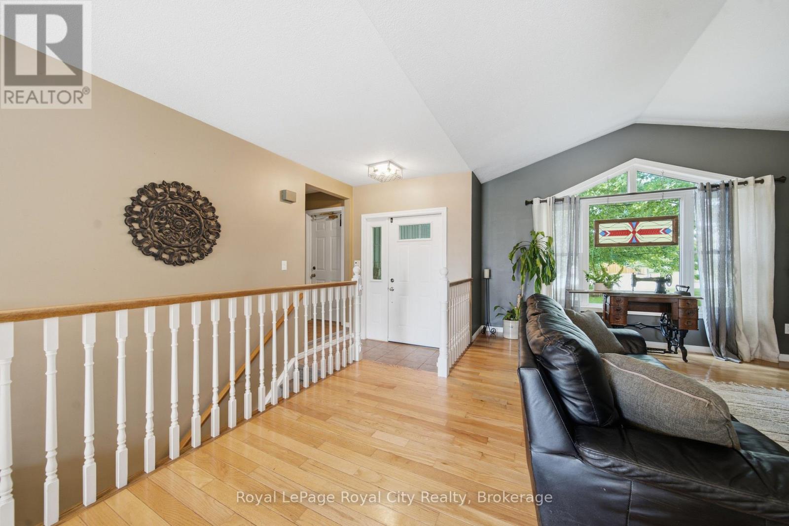 14 Hewitt Street, Blandford-Blenheim, Ontario  N0J 1B0 - Photo 6 - X13481960