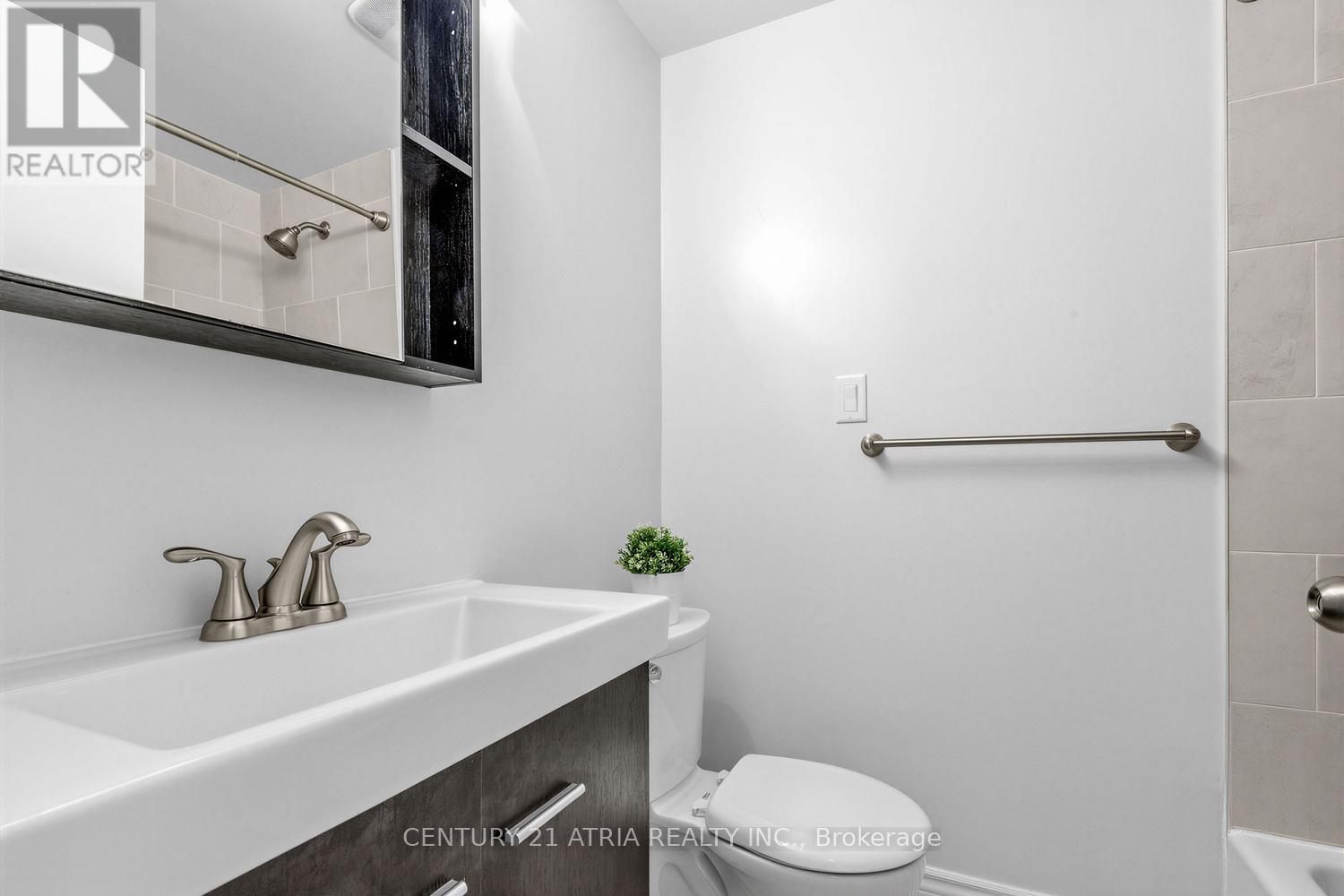 36 Ravengloss Drive, Markham, Ontario  L3T 4C9 - Photo 24 - N13481984