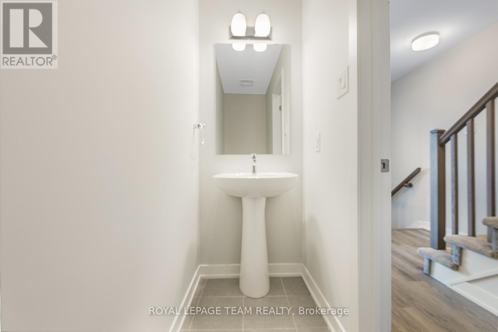 320 Parnian Private, Ottawa, Ontario  K2J 7K5 - Photo 7 - X13482004