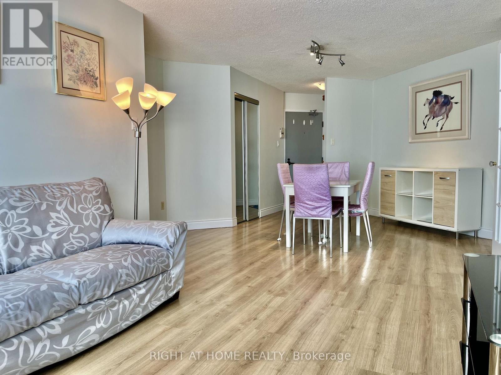 1001 - 25 Maitland Street W, Toronto, Ontario  M4Y 2W1 - Photo 6 - C13481992