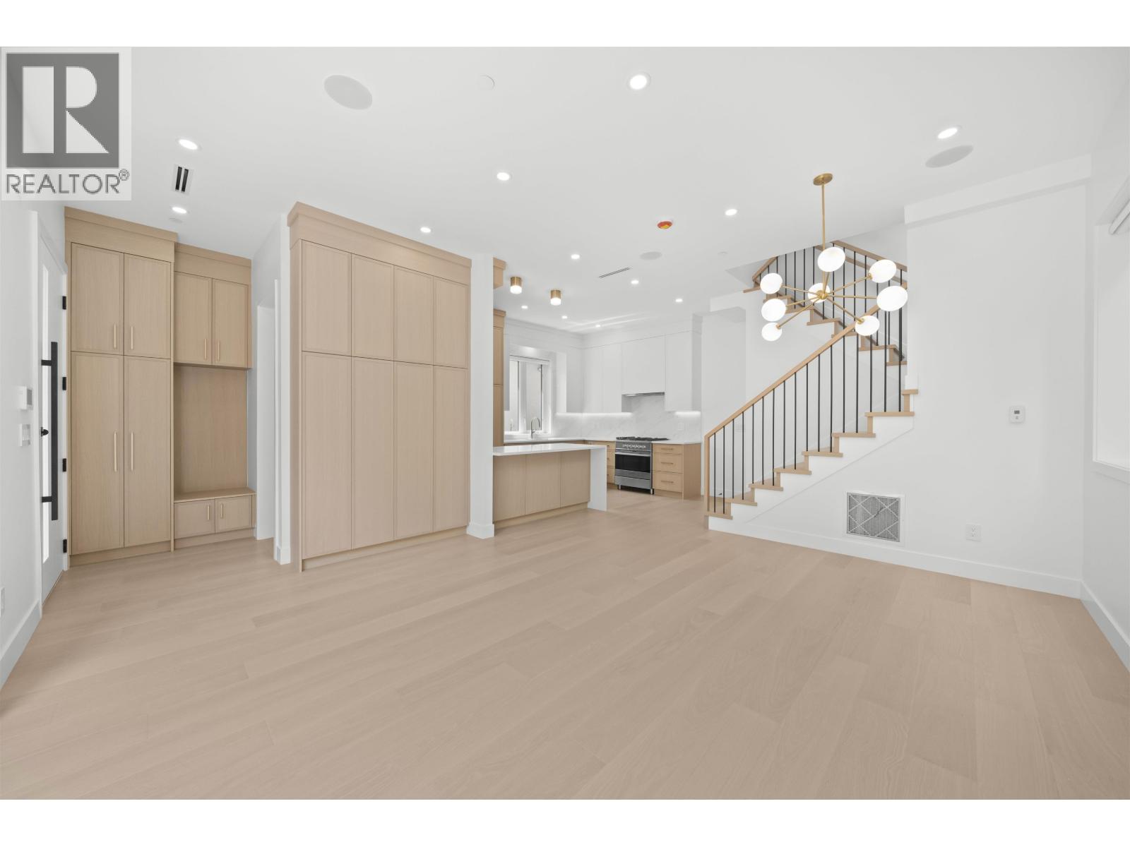 1 6461 E Prince Edward Street, Vancouver, British Columbia  V5W 2Y3 - Photo 4 - R3139330