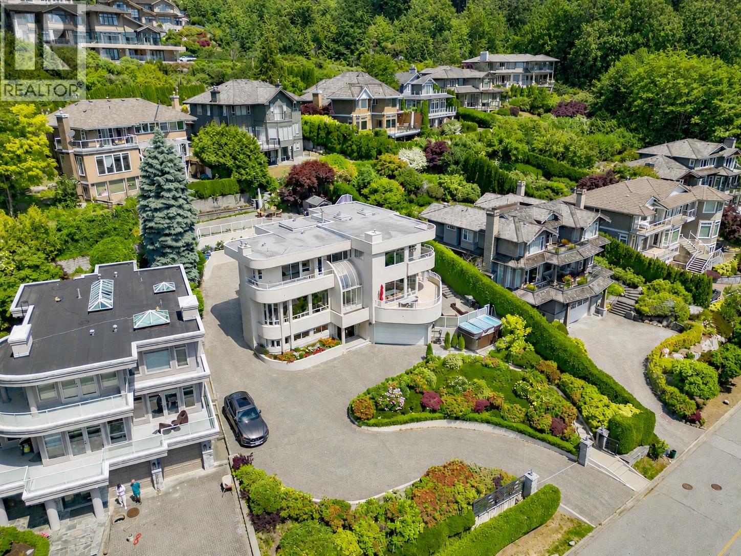 2589 Chairlift Road, West Vancouver, British Columbia  V7S 3E5 - Photo 38 - R3139333
