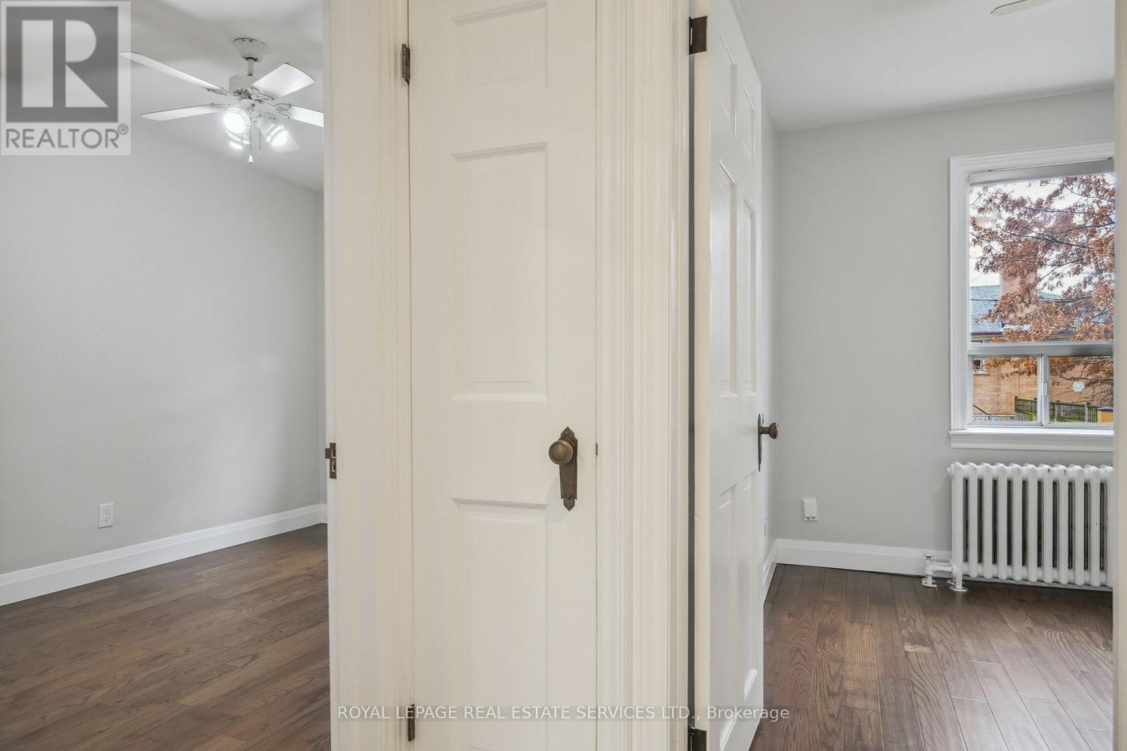 21 Holbrooke Avenue, Toronto, Ontario  M8Y 3B1 - Photo 12 - W13481996