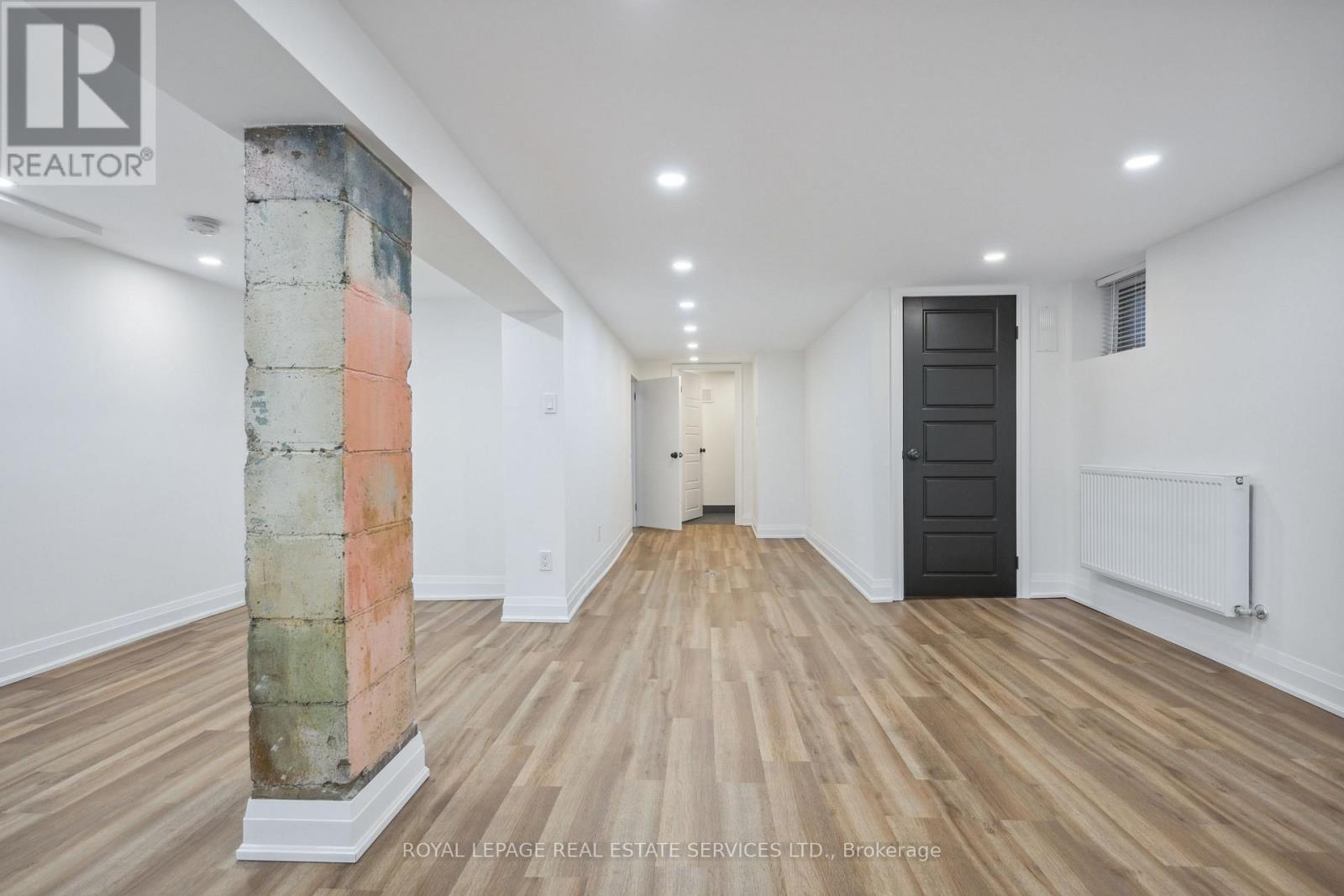 21 Holbrooke Avenue, Toronto, Ontario  M8Y 3B1 - Photo 20 - W13481996