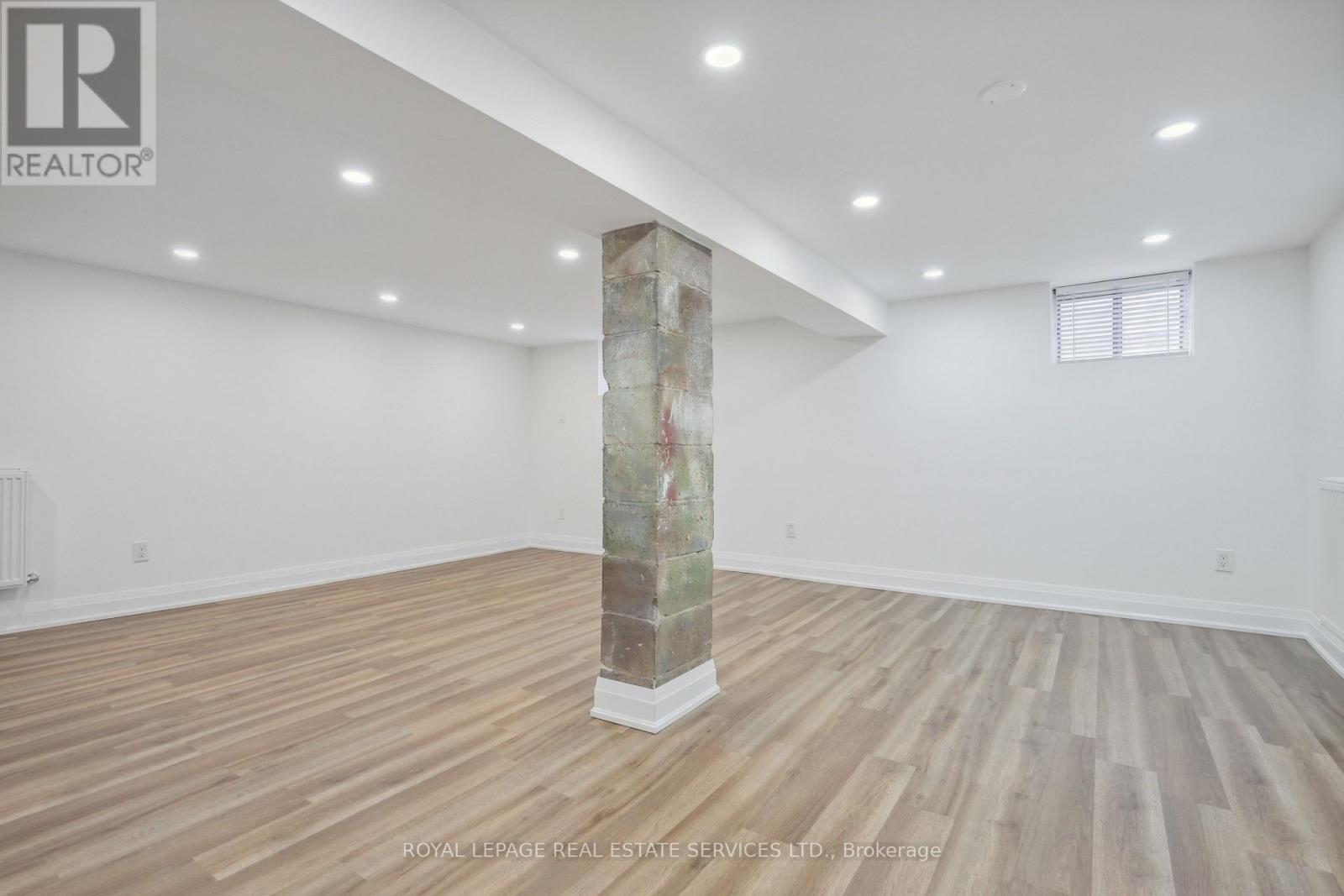 21 Holbrooke Avenue, Toronto, Ontario  M8Y 3B1 - Photo 25 - W13481996