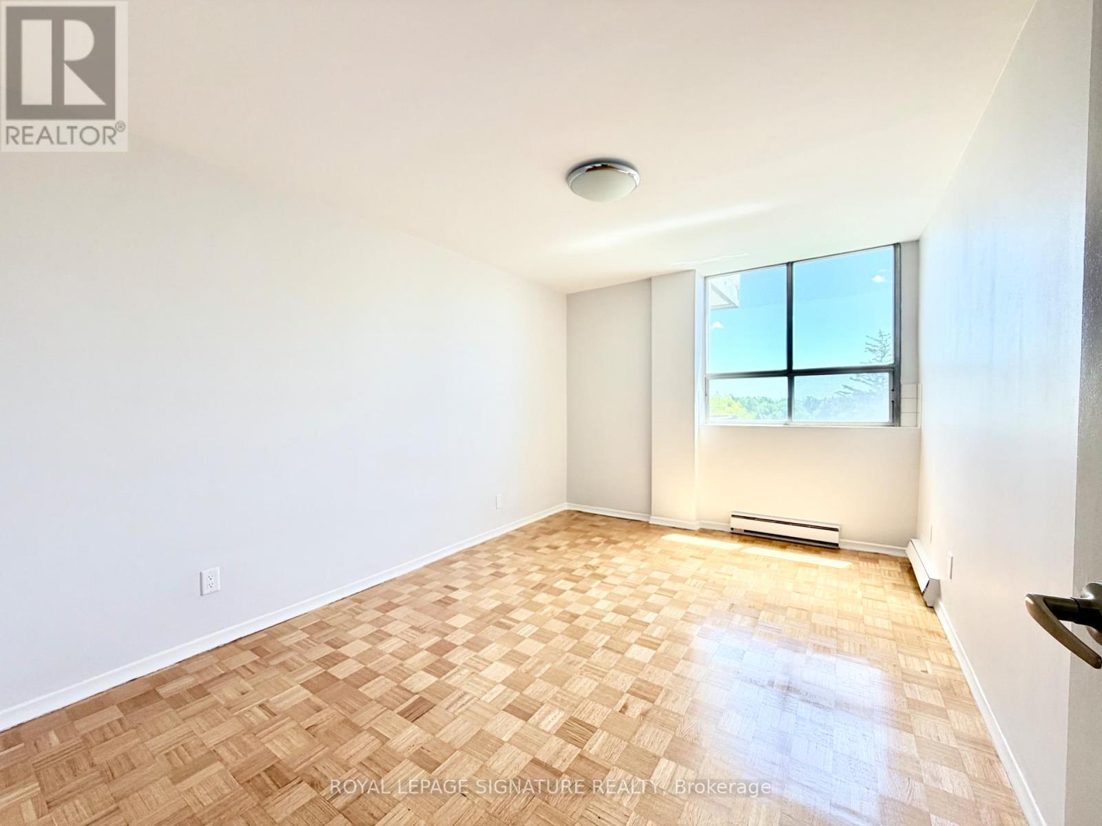 804 - 525 Eglinton Avenue E, Toronto, Ontario  M4P 1N5 - Photo 12 - C13481268