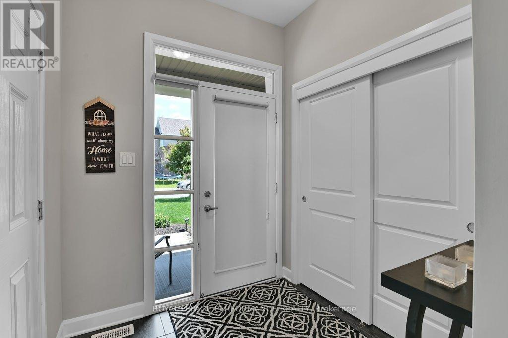 279 Mountain Sorrel Way, Ottawa, Ontario K4A 1H6 - Photo 5 - X13482044