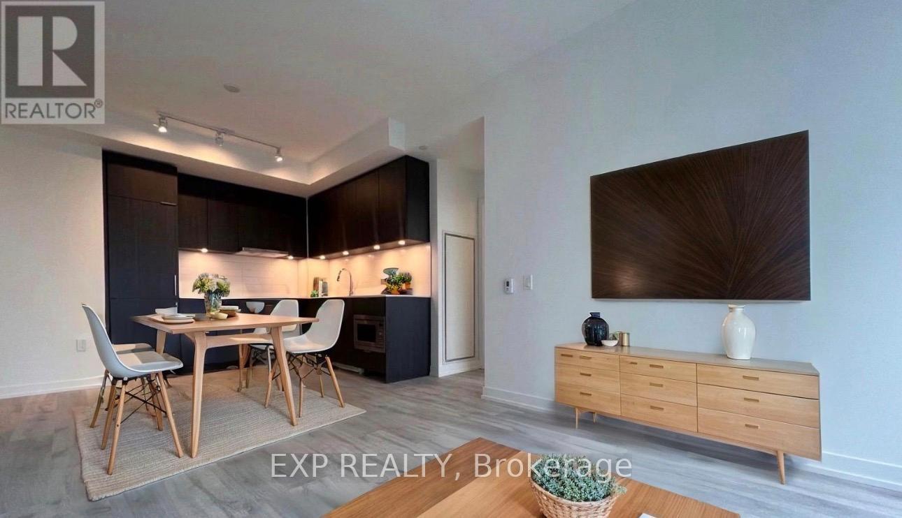 1605 - 8 Olympic Garden Drive, Toronto, Ontario  M2M 0B9 - Photo 2 - C13482016
