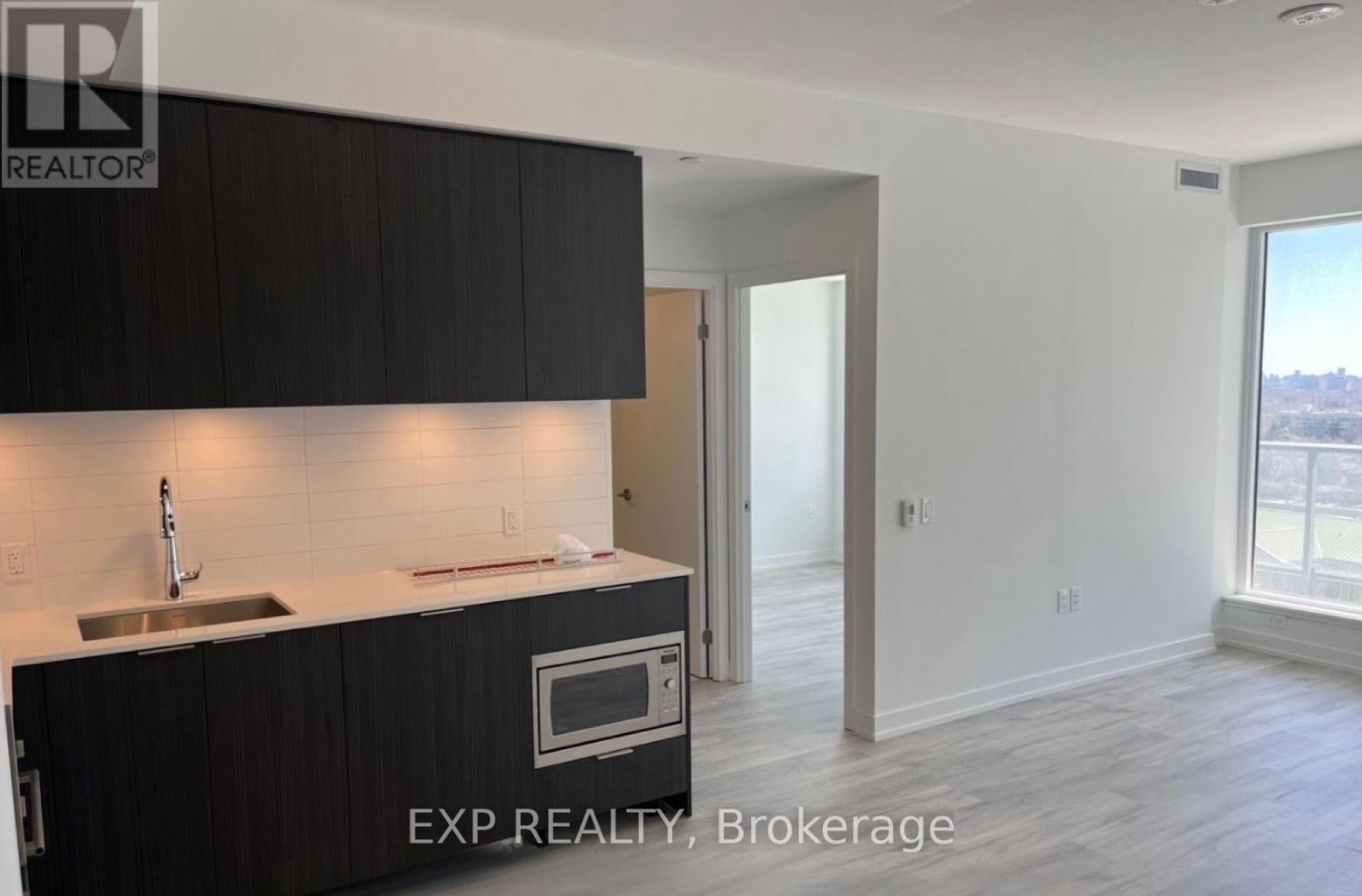 1605 - 8 Olympic Garden Drive, Toronto, Ontario  M2M 0B9 - Photo 7 - C13482016