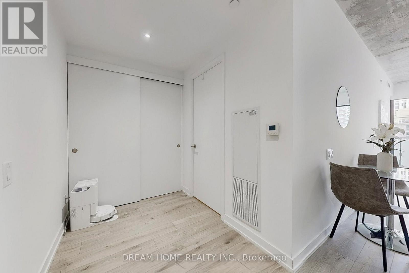 508 - 161 Roehampton Avenue, Toronto, Ontario  M4P 1P9 - Photo 13 - C13482038