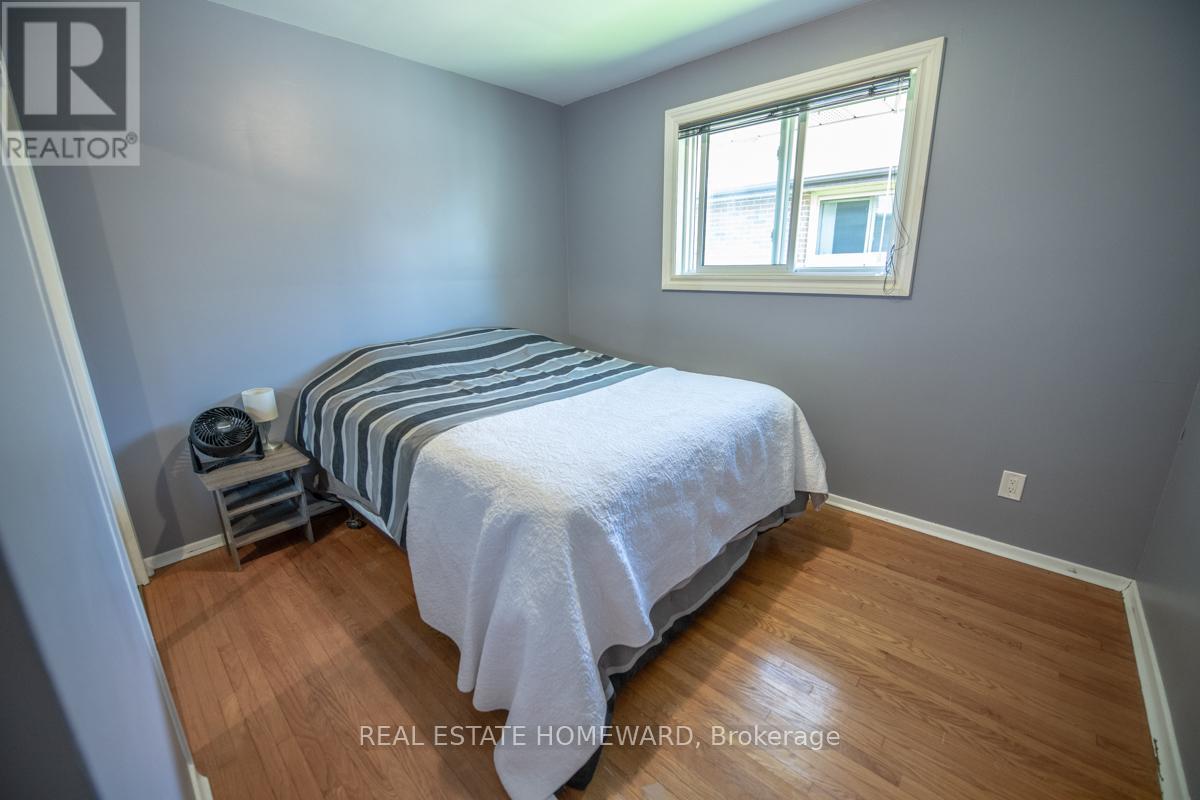 4 Sunicrest Boulevard, Clarington, Ontario  L1C 2G7 - Photo 12 - E13482046