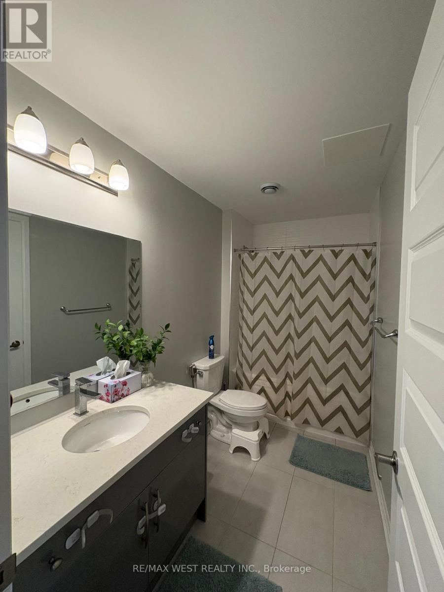 207 - 128 Grovewood Common, Oakville, Ontario L6H 0X3 - Photo 12 - W13472184