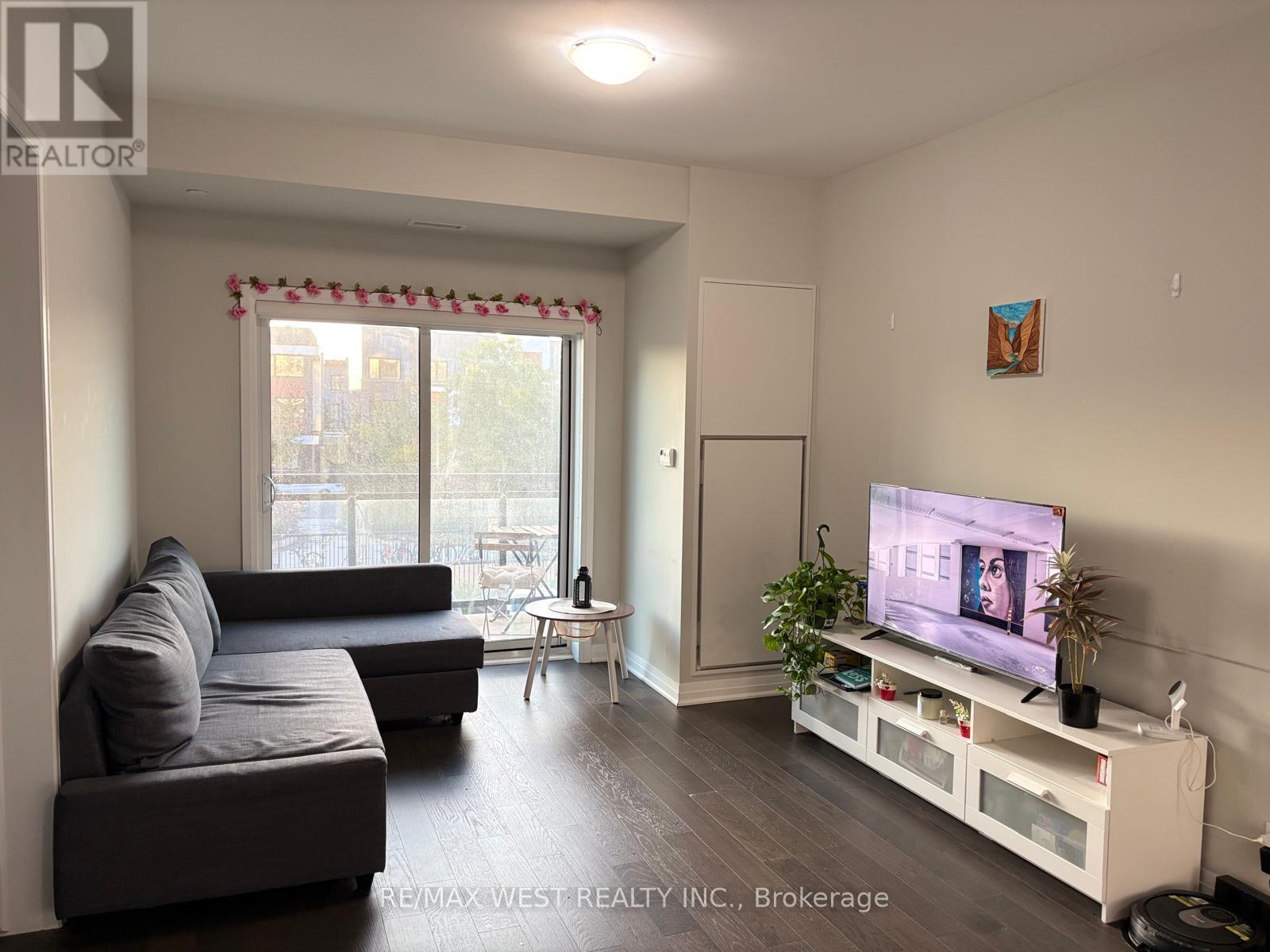 207 - 128 Grovewood Common, Oakville, Ontario L6H 0X3 - Photo 6 - W13472184
