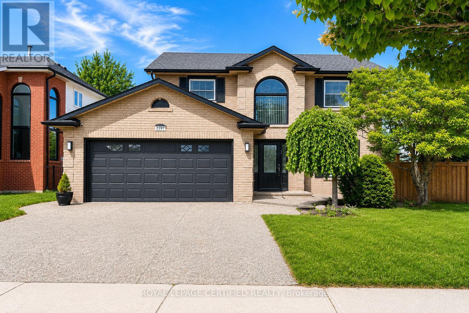 2197 OAKRIDGE CRESCENT, Burlington, Ontario