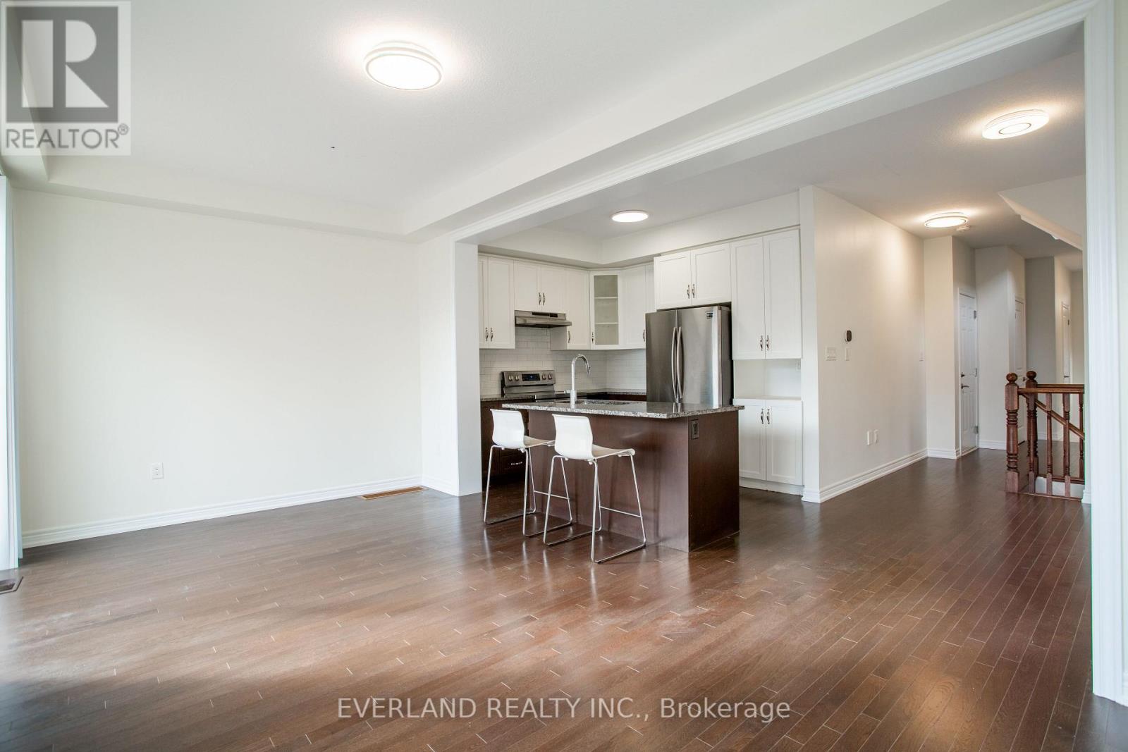 372 Threshing Mill Boulevard, Oakville, Ontario  L6H 0P6 - Photo 8 - W13481744