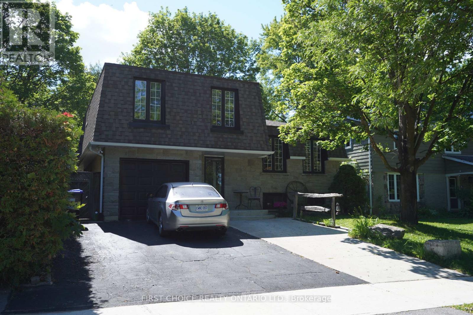 74 THE BOULEVARD AVENUE, New Tecumseth, Ontario