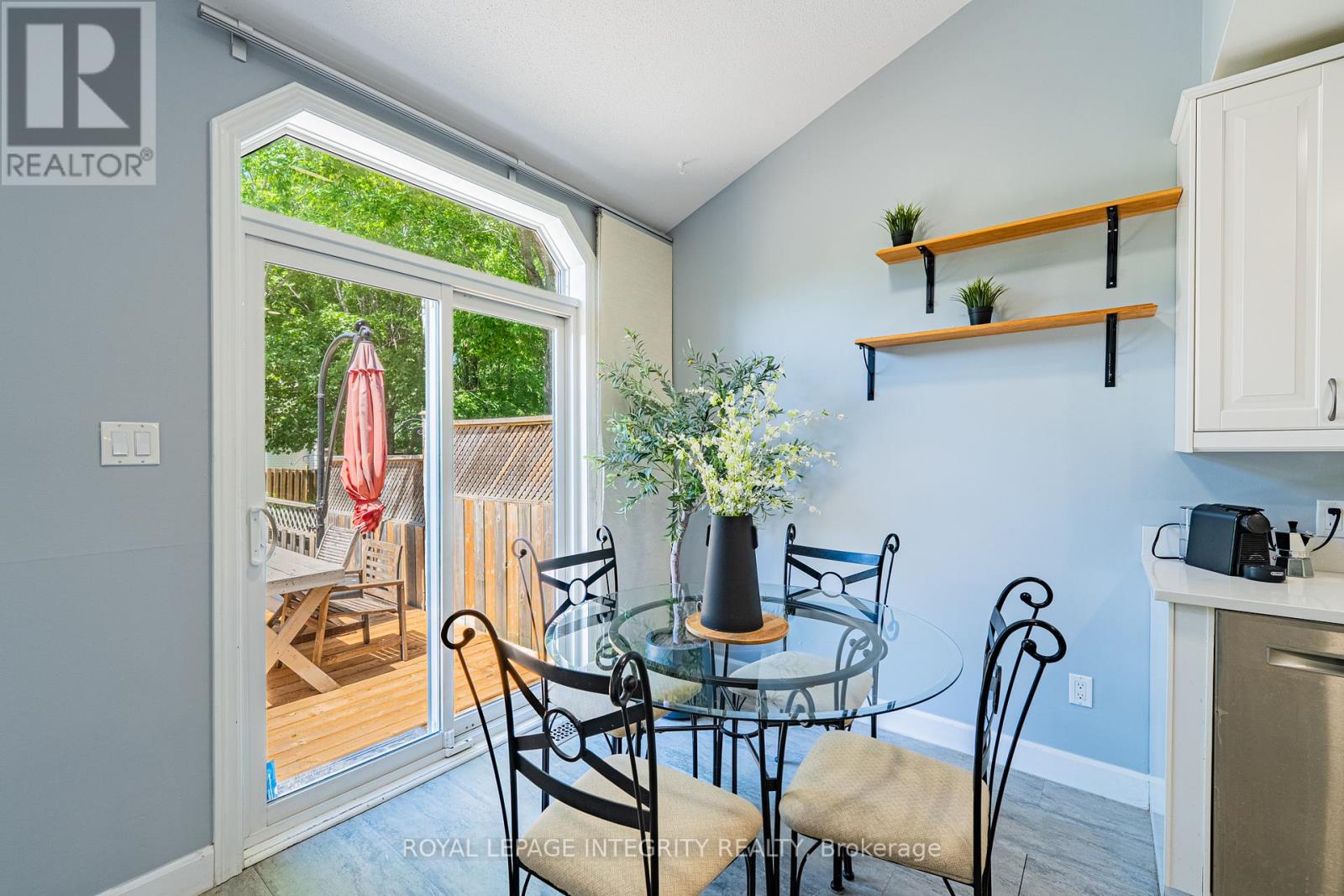 208 Blackdome Crescent, Ottawa, Ontario  K2T 1A6 - Photo 10 - X13465090