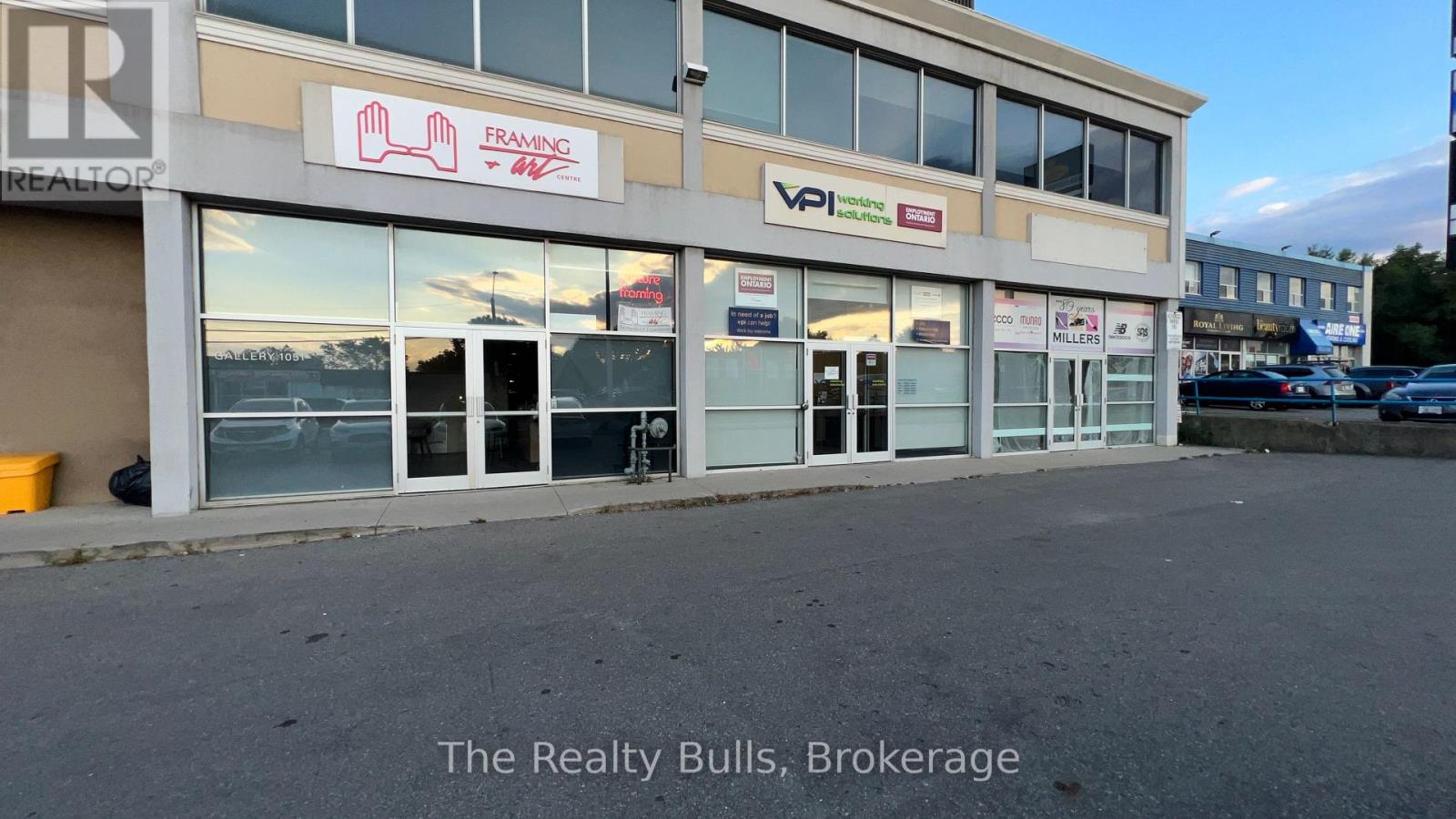 1051 Upper James Street, Hamilton, Ontario L9C 3A6 - Photo 10 - X12676894