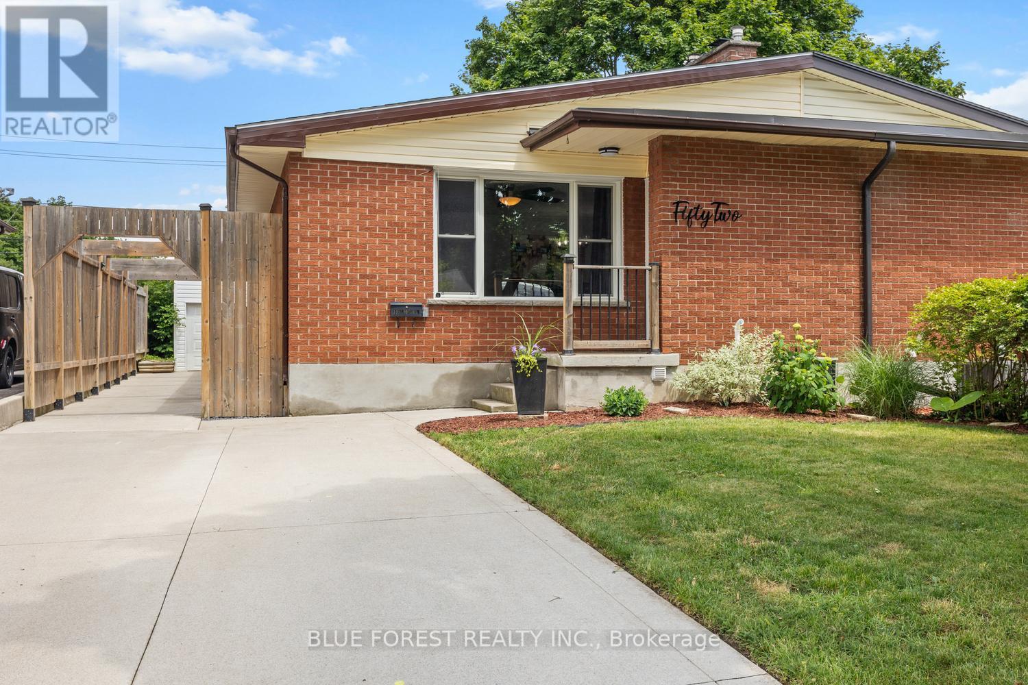 52 Almond Road, London South, Ontario  N5Z 4C4 - Photo 4 - X13482062