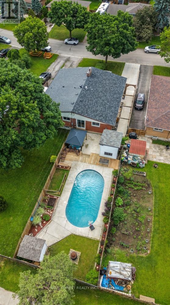 52 Almond Road, London South, Ontario  N5Z 4C4 - Photo 46 - X13482062