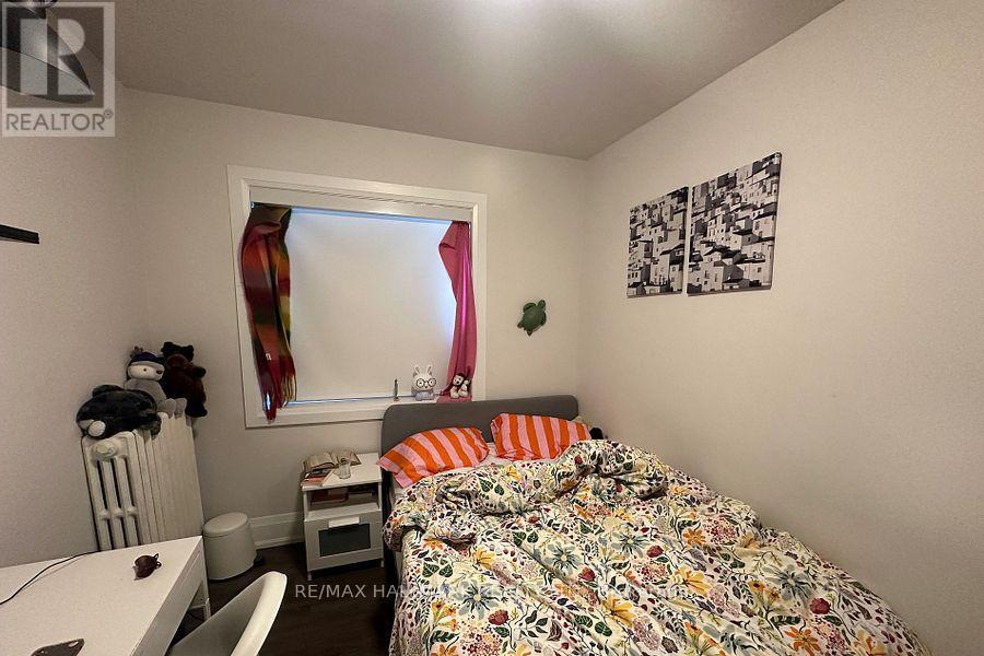 1 - 595 St Clair Avenue W, Toronto, Ontario  M6C 1A3 - Photo 16 - C13482060