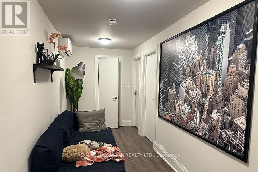 1 - 595 St Clair Avenue W, Toronto, Ontario  M6C 1A3 - Photo 2 - C13482060