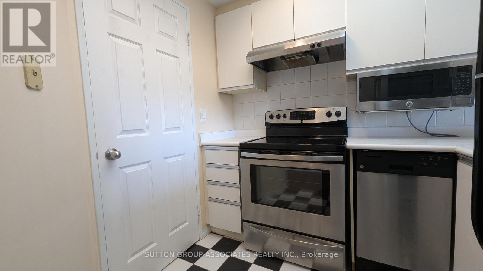1808 - 7 Bishop Avenue, Toronto, Ontario M2M 4J4 - Photo 12 - C13482064