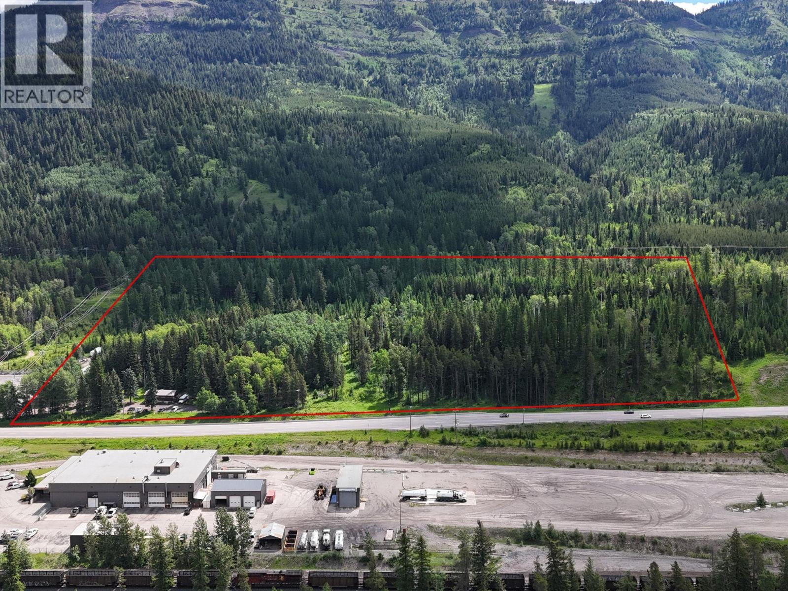 1102 Highway 3, Sparwood, British Columbia  V0B 2G1 - Photo 5 - 10392470