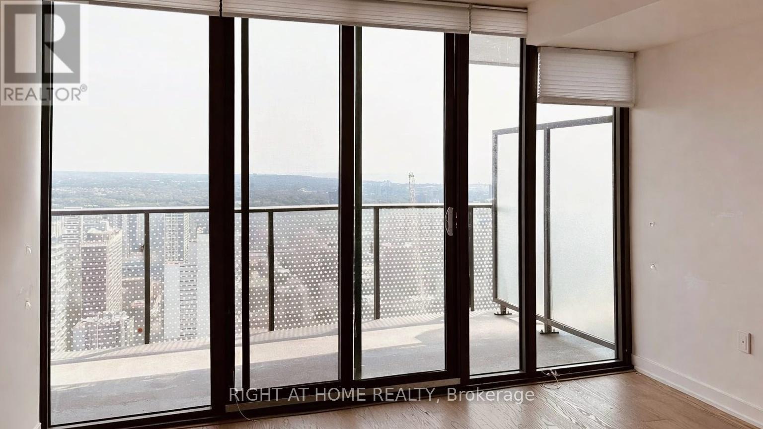 4301 - 11 Wellesley Street W, Toronto, Ontario M4Y 0G4 - Photo 6 - C13477266